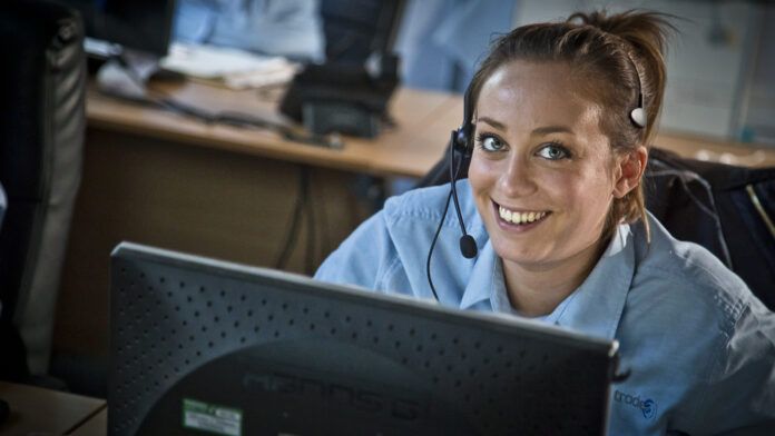 Leads 2 Trade call centre image