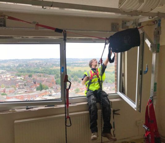 Stronghold Anchor helps MAC Site Services cut £160k from high‑rise window replacement