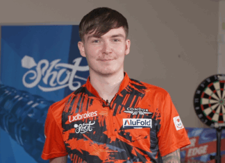 AluFold Windows supports local darts player