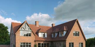 Fabframes opens dedicated aluminium facility following Stellar success