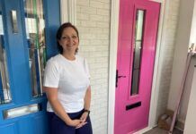 Didcot Windows marks two decades of Apeer partnership