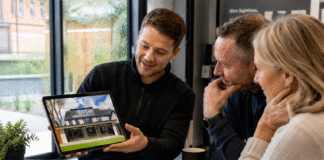 Aluminium sliders draw level with bifolds