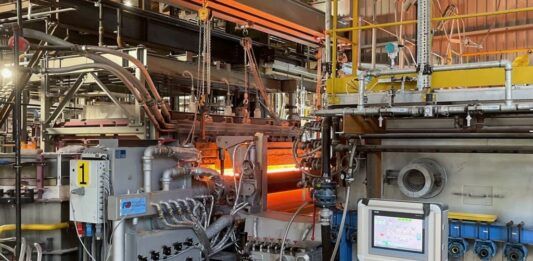Pilkington saves 15,000 tonnes of carbon during first year of new glass line