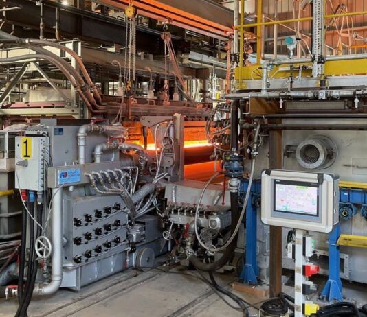 Pilkington saves 15,000 tonnes of carbon during first year of new glass line
