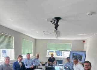 Salisbury Glass partners with Stellar Aluminium